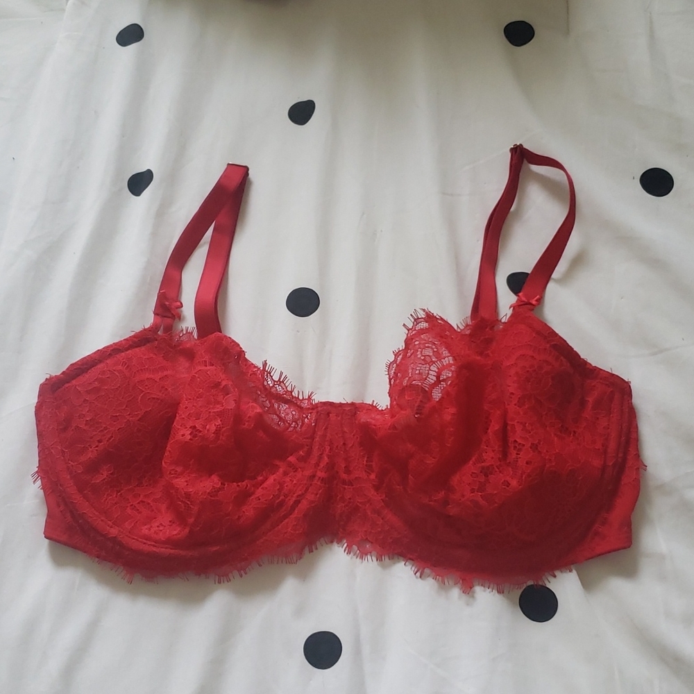 Vs Red unlined bra bundle
